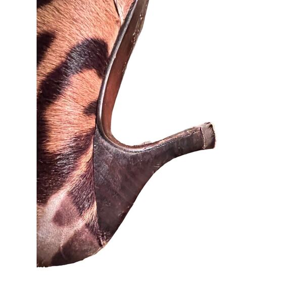 Donald J Pliner Lexy Animal Print Cheetah Kitten Heel Shoes Side Zip Spain 5.5M - Picture 6 of 12